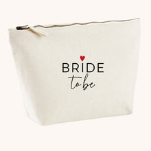 Charger l'image dans la galerie, Pochette - Collection EVJF
< img src =https://cdn.shopify.com/s/files/1/0264/4331/7284/files/TYPO_TYPO_TYPO_2020_f0ea7750-d775-4365-9ad6-22312b875fea.jpg?v=1609341423