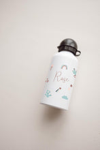 Charger l'image dans la galerie, Gourde enfant - Collection "C'est la rentrée"
< img src =https://cdn.shopify.com/s/files/1/0264/4331/7284/files/TYPO_TYPO_TYPO_2020_f0ea7750-d775-4365-9ad6-22312b875fea.jpg?v=1609341423