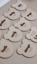 Charger l'image dans la galerie, Carte Étape en bois - Plusieurs formes
< img src =https://cdn.shopify.com/s/files/1/0264/4331/7284/files/TYPO_TYPO_TYPO_2020_f0ea7750-d775-4365-9ad6-22312b875fea.jpg?v=1609341423