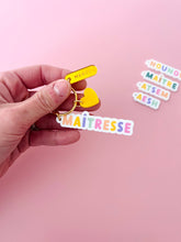 Charger l'image dans la galerie, Porte-clé Maîtresse / Nounou... Cadeau fin d'année scolaire
< img src =https://cdn.shopify.com/s/files/1/0264/4331/7284/files/TYPO_TYPO_TYPO_2020_f0ea7750-d775-4365-9ad6-22312b875fea.jpg?v=1609341423