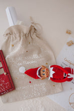 Charger l'image dans la galerie, Kit Lutin farceur - Noël
< img src =https://cdn.shopify.com/s/files/1/0264/4331/7284/files/TYPO_TYPO_TYPO_2020_f0ea7750-d775-4365-9ad6-22312b875fea.jpg?v=1609341423