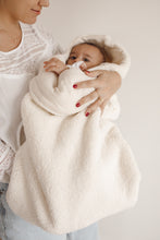 Charger l'image dans la galerie, Nid d'ange - Plusieurs tissus
< img src =https://cdn.shopify.com/s/files/1/0264/4331/7284/files/TYPO_TYPO_TYPO_2020_f0ea7750-d775-4365-9ad6-22312b875fea.jpg?v=1609341423