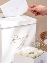 Charger l'image dans la galerie, Urne blanche
< img src =https://cdn.shopify.com/s/files/1/0264/4331/7284/files/TYPO_TYPO_TYPO_2020_f0ea7750-d775-4365-9ad6-22312b875fea.jpg?v=1609341423