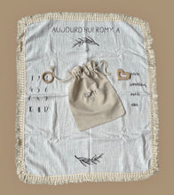 Charger l'image dans la galerie, Couverture étapes
< img src =https://cdn.shopify.com/s/files/1/0264/4331/7284/files/TYPO_TYPO_TYPO_2020_f0ea7750-d775-4365-9ad6-22312b875fea.jpg?v=1609341423