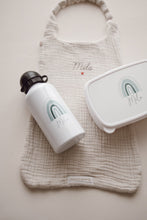 Charger l'image dans la galerie, Boîte à gouter (différents visuels aux choix)
< img src =https://cdn.shopify.com/s/files/1/0264/4331/7284/files/TYPO_TYPO_TYPO_2020_f0ea7750-d775-4365-9ad6-22312b875fea.jpg?v=1609341423