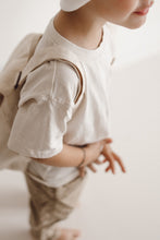 Charger l'image dans la galerie, Sac à dos naturel
< img src =https://cdn.shopify.com/s/files/1/0264/4331/7284/files/TYPO_TYPO_TYPO_2020_f0ea7750-d775-4365-9ad6-22312b875fea.jpg?v=1609341423