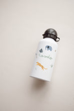 Charger l'image dans la galerie, Gourde enfant - Collection "C'est la rentrée"
< img src =https://cdn.shopify.com/s/files/1/0264/4331/7284/files/TYPO_TYPO_TYPO_2020_f0ea7750-d775-4365-9ad6-22312b875fea.jpg?v=1609341423