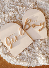 Charger l'image dans la galerie, Carte "Révélation" bébé
< img src =https://cdn.shopify.com/s/files/1/0264/4331/7284/files/TYPO_TYPO_TYPO_2020_f0ea7750-d775-4365-9ad6-22312b875fea.jpg?v=1609341423