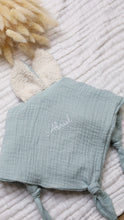 Charger l'image dans la galerie, Doudou "Gaze de coton"
< img src =https://cdn.shopify.com/s/files/1/0264/4331/7284/files/TYPO_TYPO_TYPO_2020_f0ea7750-d775-4365-9ad6-22312b875fea.jpg?v=1609341423
