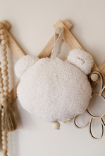 Charger l'image dans la galerie, Mobile musical - Plusieurs formes
< img src =https://cdn.shopify.com/s/files/1/0264/4331/7284/files/TYPO_TYPO_TYPO_2020_f0ea7750-d775-4365-9ad6-22312b875fea.jpg?v=1609341423