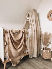 Charger l'image dans la galerie, Couverture à volants
< img src =https://cdn.shopify.com/s/files/1/0264/4331/7284/files/TYPO_TYPO_TYPO_2020_f0ea7750-d775-4365-9ad6-22312b875fea.jpg?v=1609341423