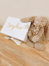 Charger l'image dans la galerie, Love Box A5 / Plusieurs coloris
< img src =https://cdn.shopify.com/s/files/1/0264/4331/7284/files/TYPO_TYPO_TYPO_2020_f0ea7750-d775-4365-9ad6-22312b875fea.jpg?v=1609341423