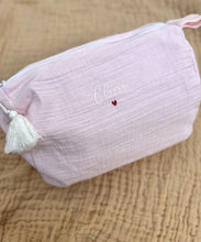 Charger l'image dans la galerie, Trousse gaze de coton ou lin - 3 tailles disponibles
< img src =https://cdn.shopify.com/s/files/1/0264/4331/7284/files/TYPO_TYPO_TYPO_2020_f0ea7750-d775-4365-9ad6-22312b875fea.jpg?v=1609341423