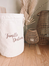 Charger l'image dans la galerie, Panier de rangement - 2 coloris
< img src =https://cdn.shopify.com/s/files/1/0264/4331/7284/files/TYPO_TYPO_TYPO_2020_f0ea7750-d775-4365-9ad6-22312b875fea.jpg?v=1609341423