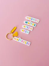 Charger l'image dans la galerie, Porte-clé Maîtresse / Nounou... Cadeau fin d'année scolaire
< img src =https://cdn.shopify.com/s/files/1/0264/4331/7284/files/TYPO_TYPO_TYPO_2020_f0ea7750-d775-4365-9ad6-22312b875fea.jpg?v=1609341423