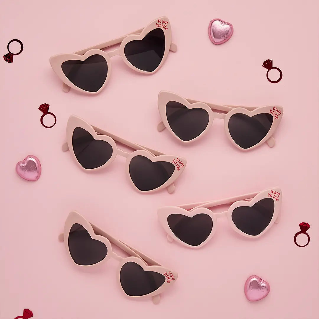 Lunettes en forme de cœur roses « Team bride »
