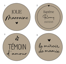 Charger l&#39;image dans la galerie, Miroir de poche en bois rond
< img src =https://cdn.shopify.com/s/files/1/0264/4331/7284/files/TYPO_TYPO_TYPO_2020_f0ea7750-d775-4365-9ad6-22312b875fea.jpg?v=1609341423