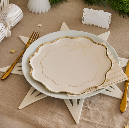 Assiettes doré, bord ondulé - Lot de 8