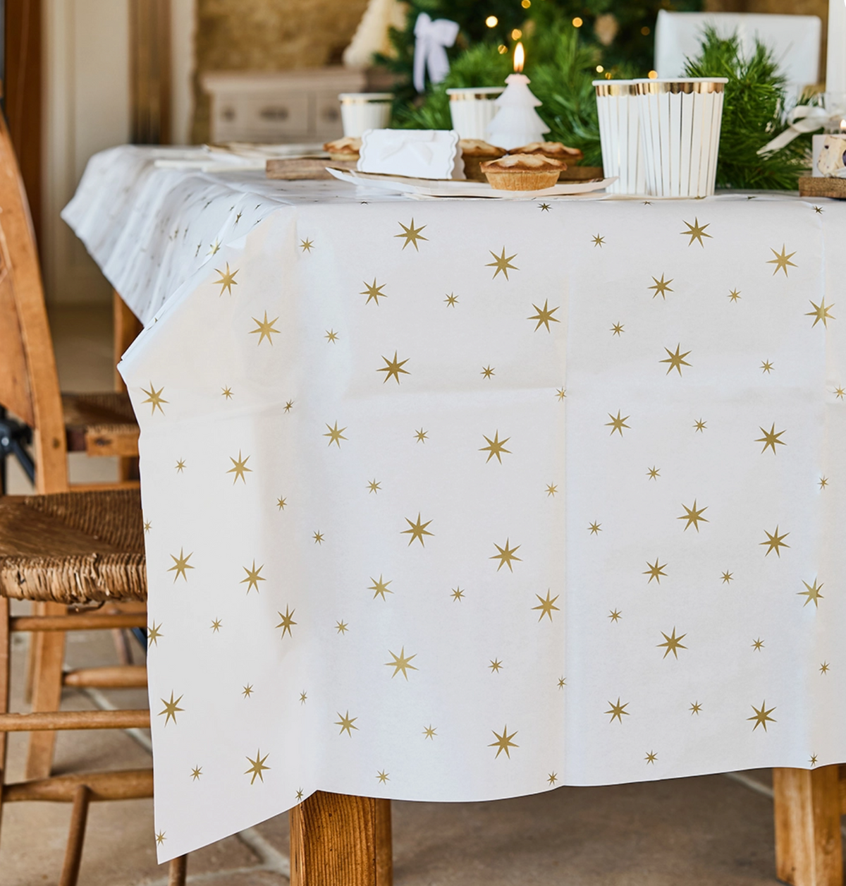 Nappes en papier étoiles dorées
