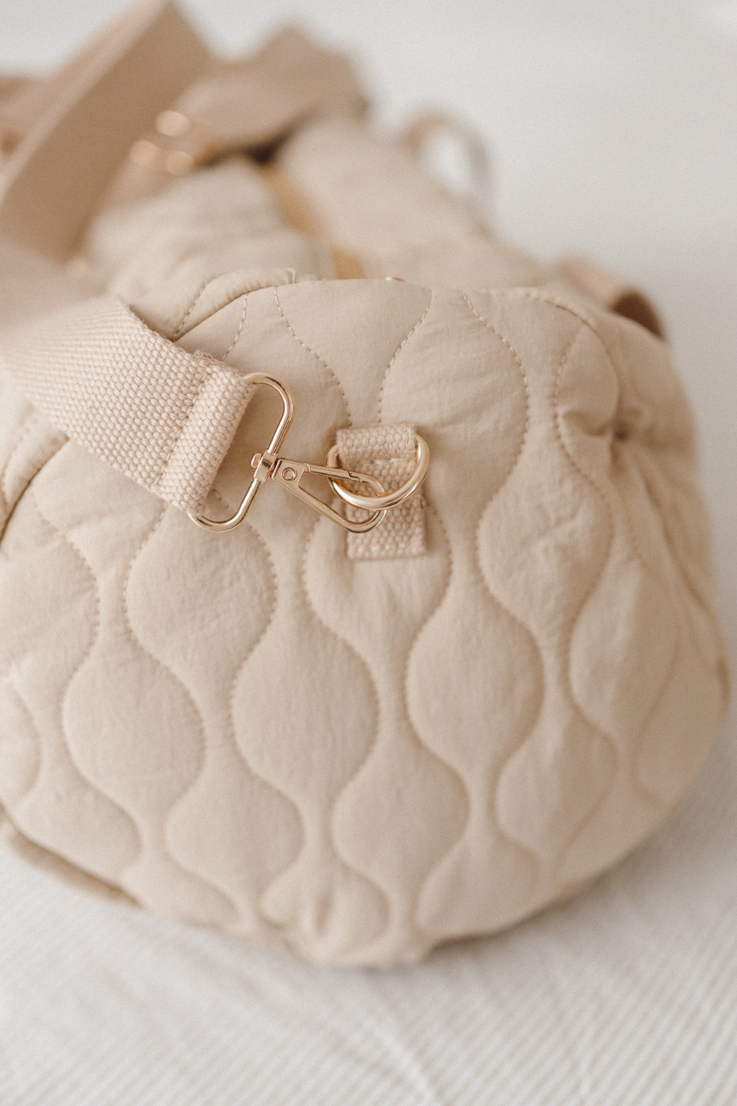 Sac banane matelassé (2 couleurs)