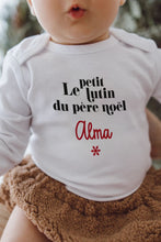 Charger l&#39;image dans la galerie, Body Noël - Visuel Petit Lutin
< img src =https://cdn.shopify.com/s/files/1/0264/4331/7284/files/TYPO_TYPO_TYPO_2020_f0ea7750-d775-4365-9ad6-22312b875fea.jpg?v=1609341423