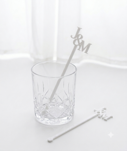 Agiteurs de boissons / touilleurs