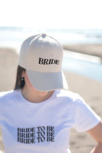 Charger l&#39;image dans la galerie, Casquette - Collection &quot;Ibiza Party&quot; - Plusieurs couleurs
< img src =https://cdn.shopify.com/s/files/1/0264/4331/7284/files/TYPO_TYPO_TYPO_2020_f0ea7750-d775-4365-9ad6-22312b875fea.jpg?v=1609341423