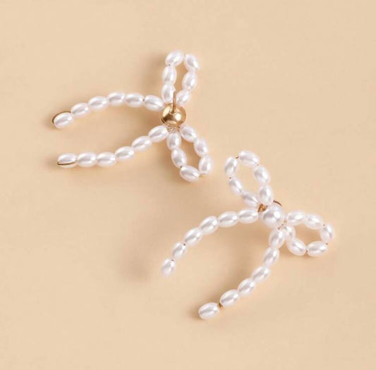 Boucle d'oreille "Noeud perles"