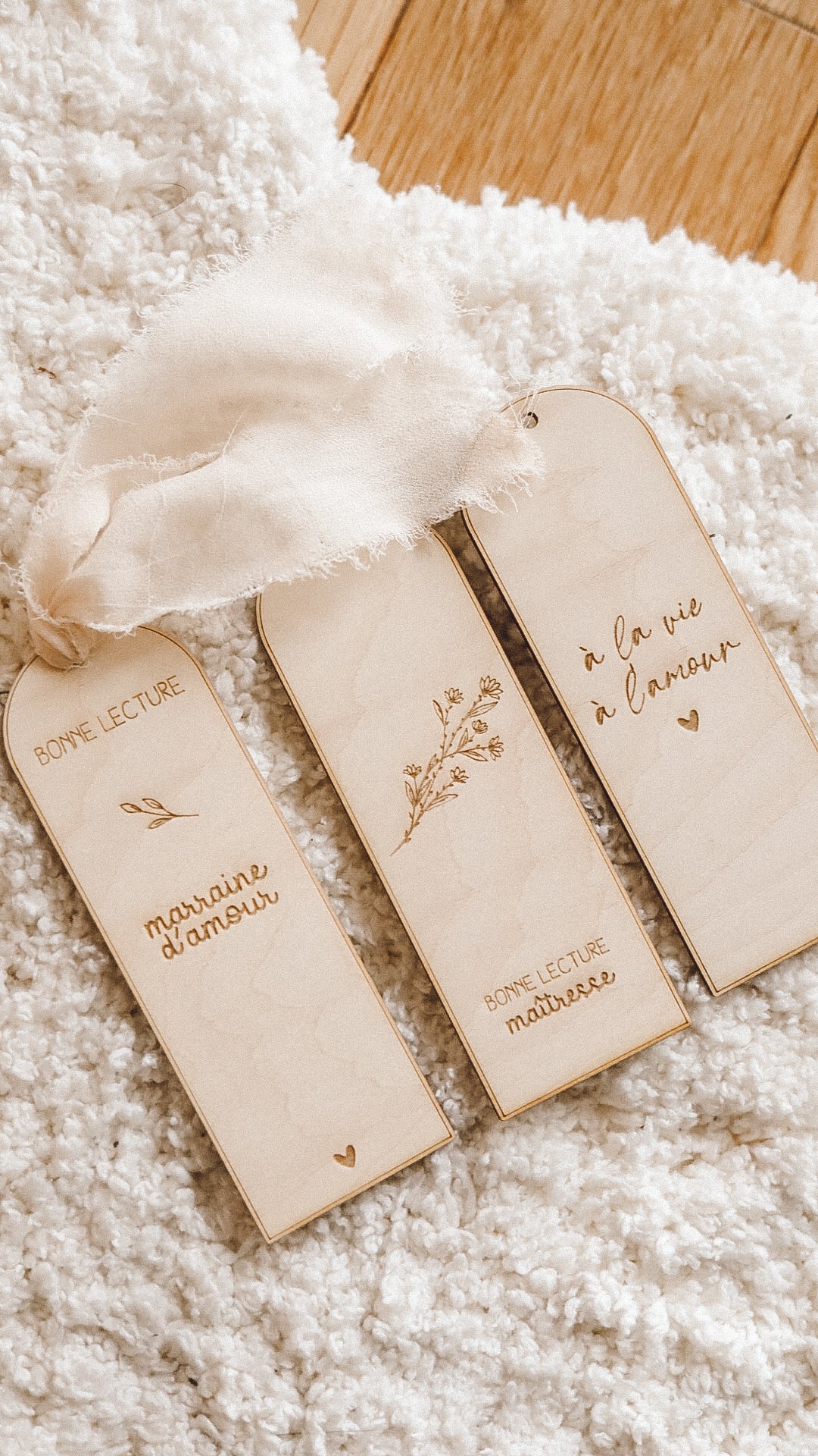 Marque page en bois personnalisé - 3 modèles