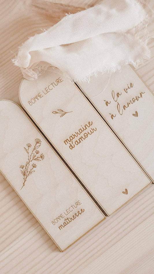 Marque page en bois personnalisé - 3 modèles