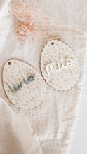 Charger l&#39;image dans la galerie, Oeuf de Pâques - Motif lapin carotte
< img src =https://cdn.shopify.com/s/files/1/0264/4331/7284/files/TYPO_TYPO_TYPO_2020_f0ea7750-d775-4365-9ad6-22312b875fea.jpg?v=1609341423