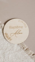 Charger l&#39;image dans la galerie, Magnet Baptême en bois - Forme ronde
< img src =https://cdn.shopify.com/s/files/1/0264/4331/7284/files/TYPO_TYPO_TYPO_2020_f0ea7750-d775-4365-9ad6-22312b875fea.jpg?v=1609341423