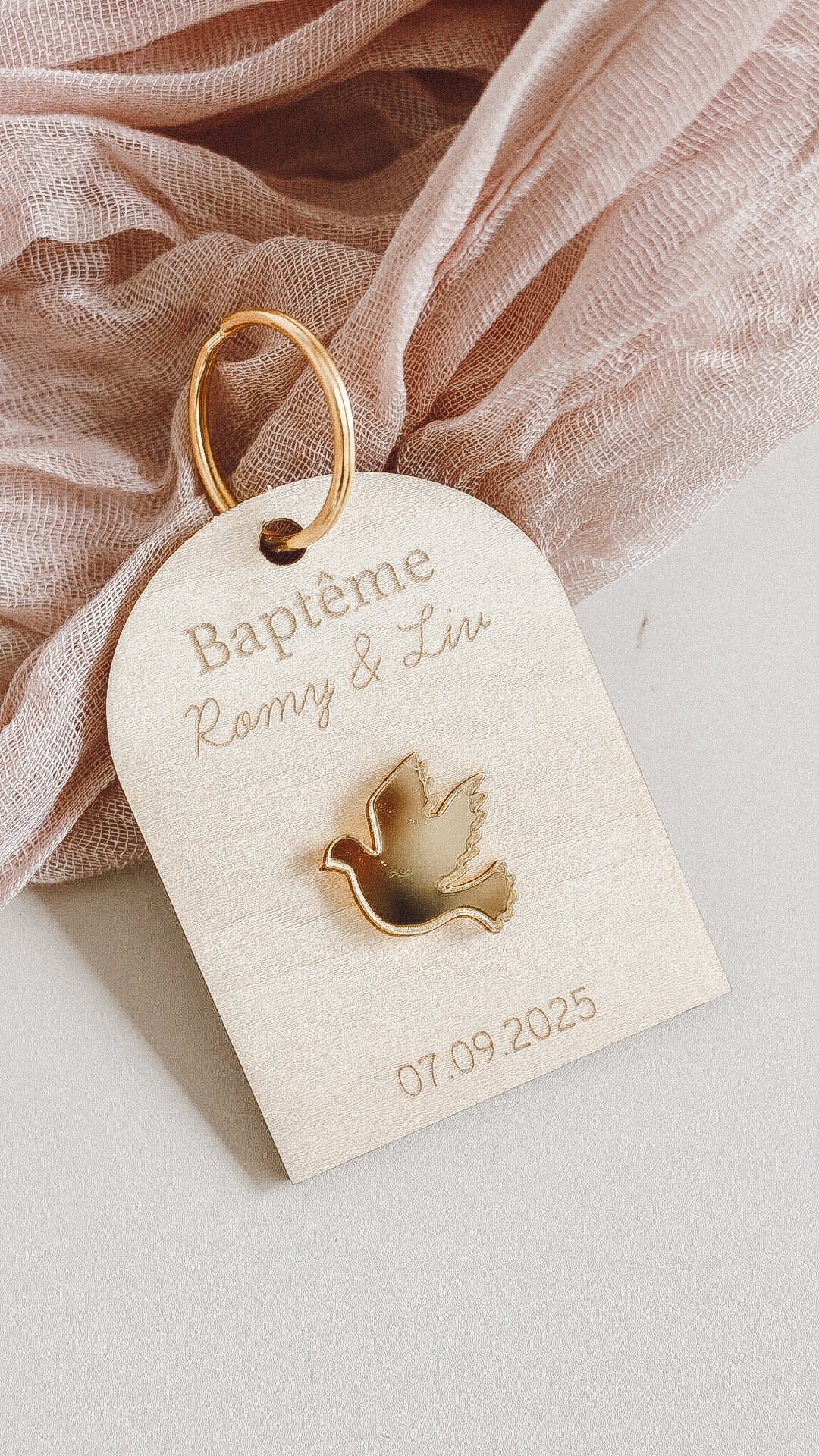 Porte clé Baptême en bois - Forme arche