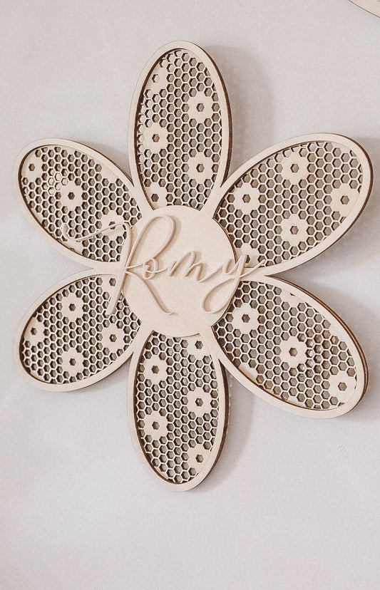 Fleur rotin + prénom - Décoration murale