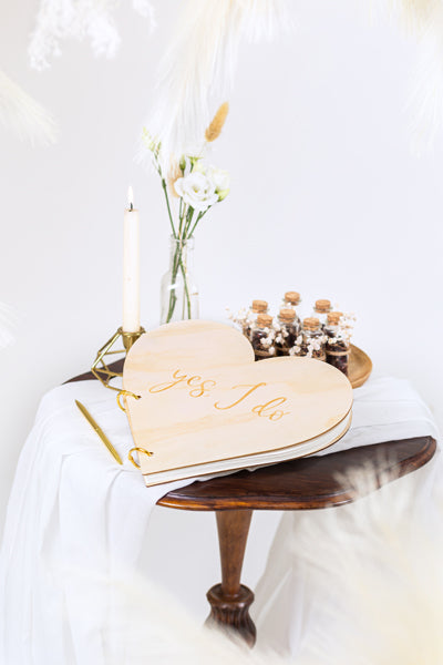 Livre d'or en bois - Coeur, 26,5x25 cm