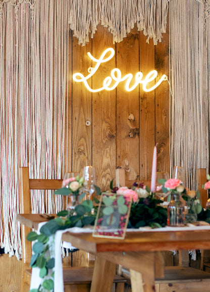 Neon LED - Love, blanc, 61x27.4 cm