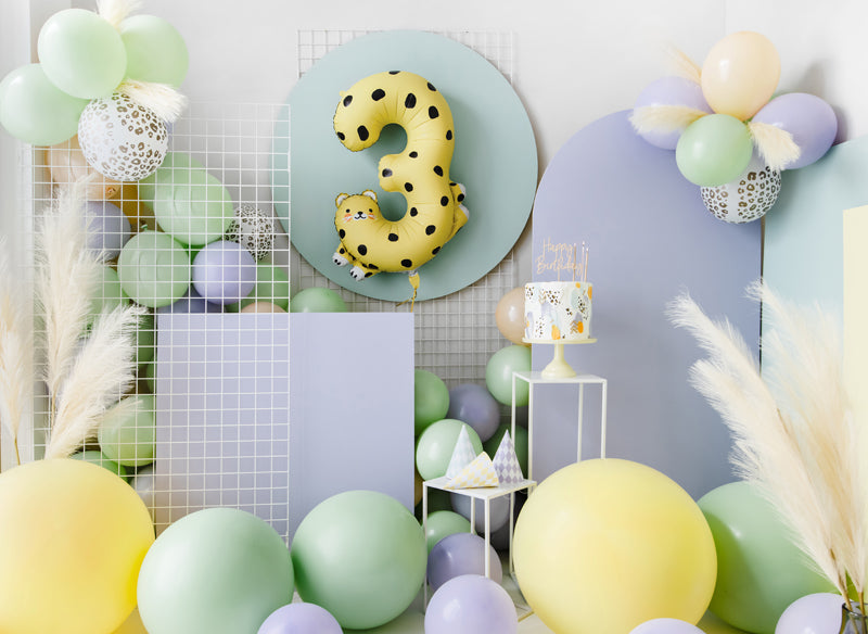 Ballons blancs tachetés 30 cm – Lot de 50