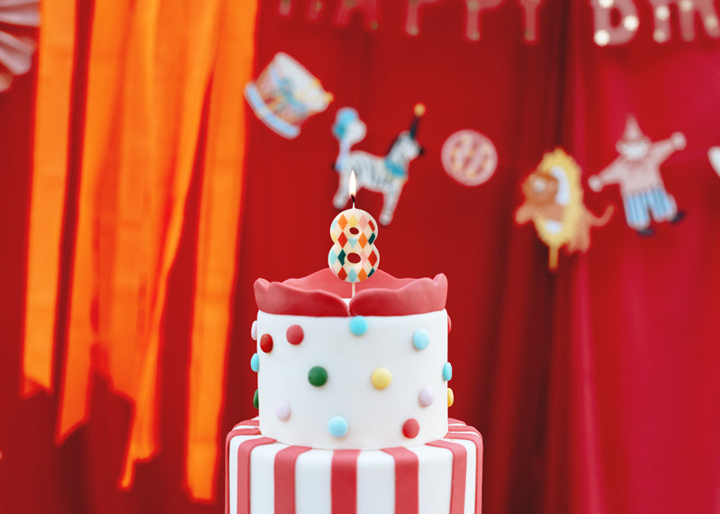 Bougie chiffre 8 à losanges – Anniversaire Cirque