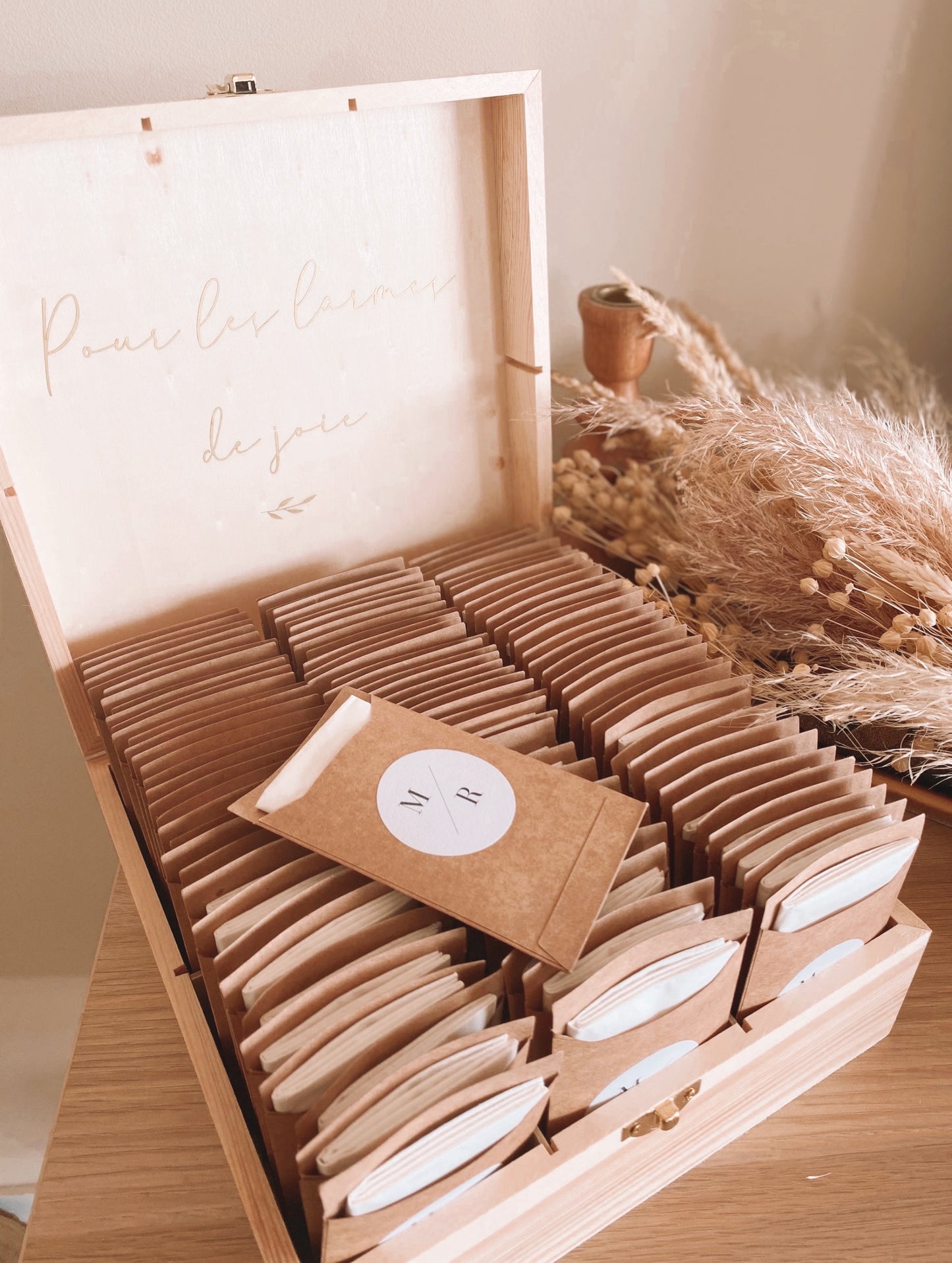 Mouchoirs pochettes " Larmes de joie"